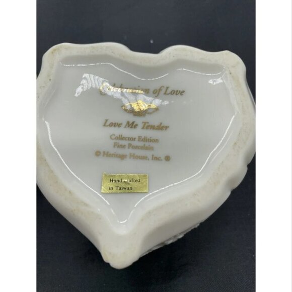 Heritage House "Celebration of Love" Porcelain Heart Shaped Music Trinket Box - Picture 2 of 6
